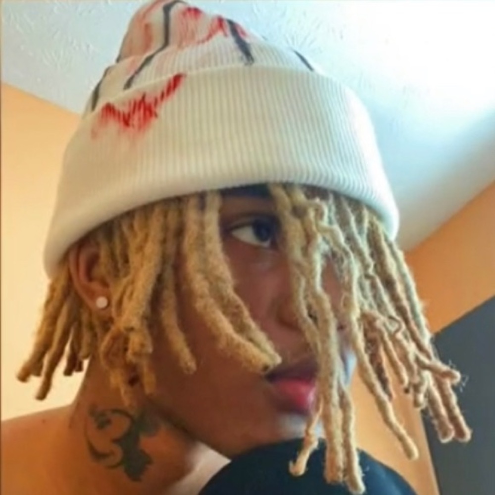 Meet your Posher, Jonathan